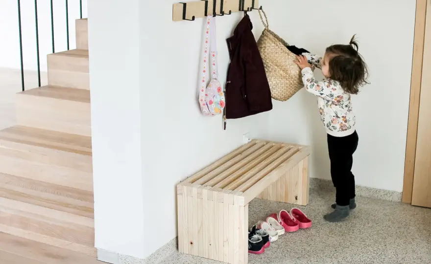 Jak zrobić ławkę DIY? Prosty przewodnik krok po kroku