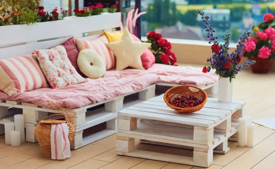 Stół z palet DIY: Praktyczny przewodnik krok po kroku